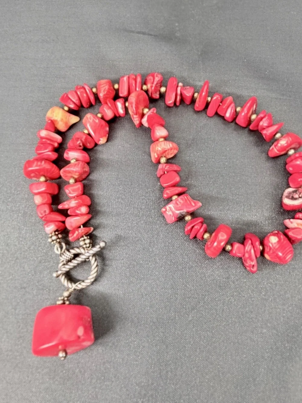 Vintage Southwestern Red Coral Necklace Artisan Beaded Silver-tone, 16